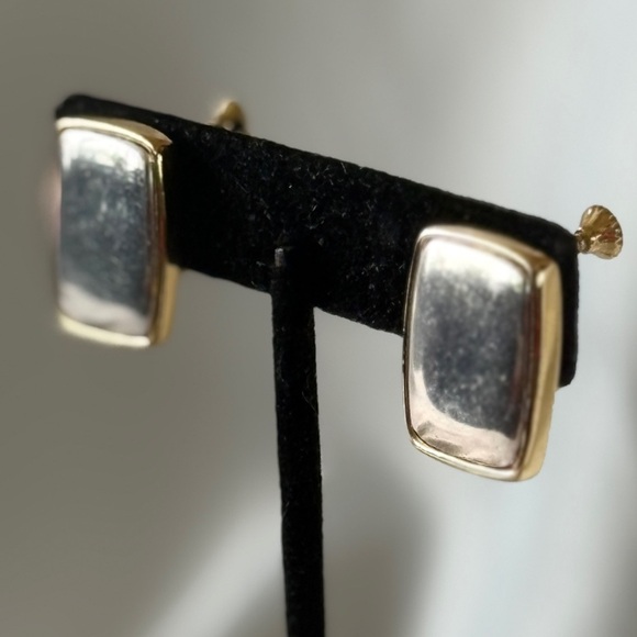 Vintage Napier Mixed Metal 2-Tone Silver Gold Rectangle Screwback Clip Earrings - Picture 15 of 16